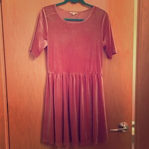 Velvet shirt sleeve dusty rose/ dark rose dress